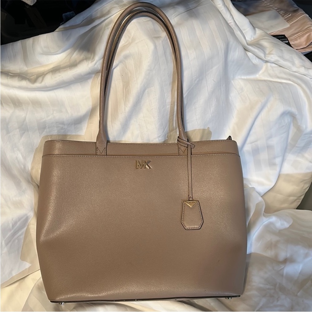 Michael Michael Kors Maddie LG NS pocket tote
